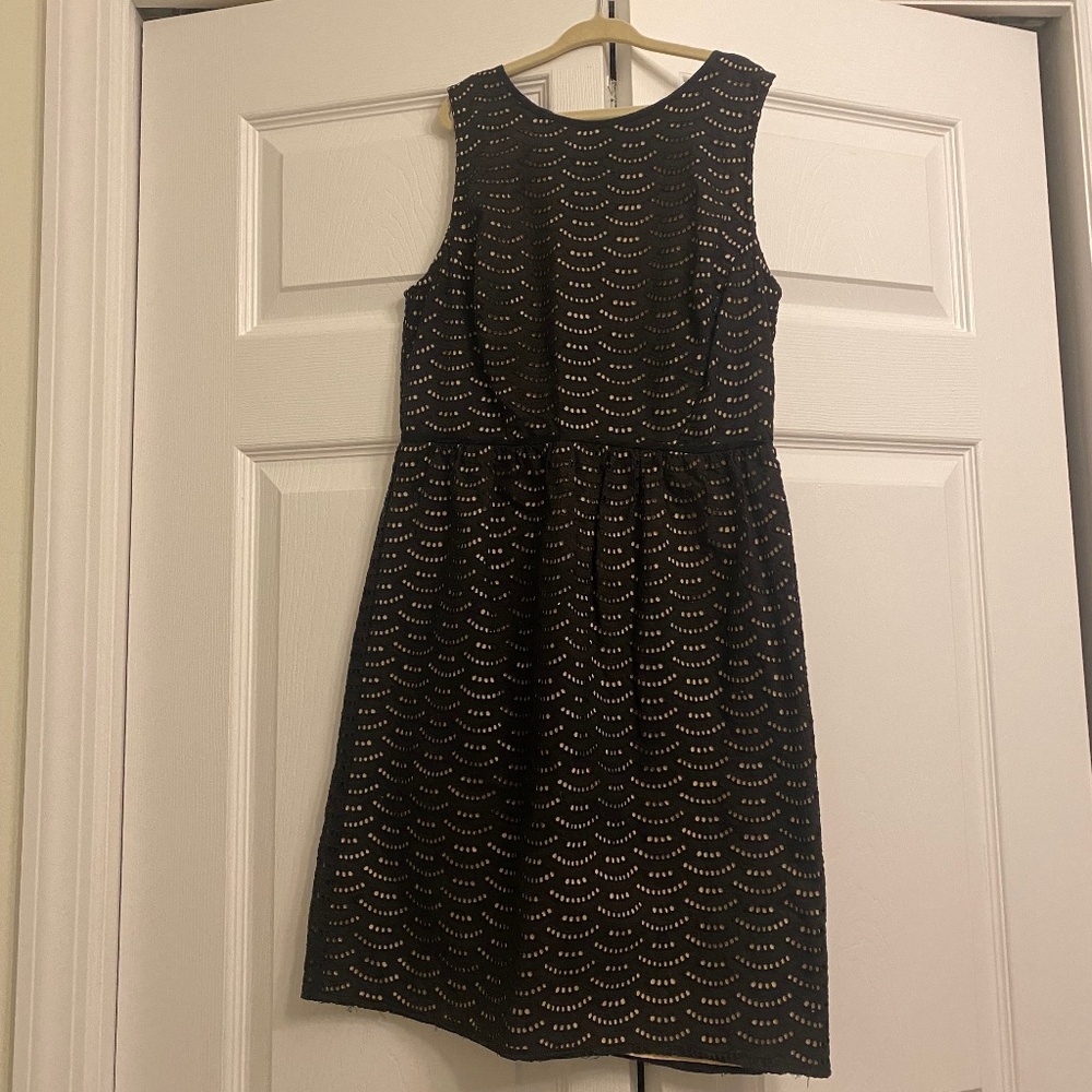 LOFT Petite Scallop Eyelet Black Sleeveless Sheath Dress Size 00P